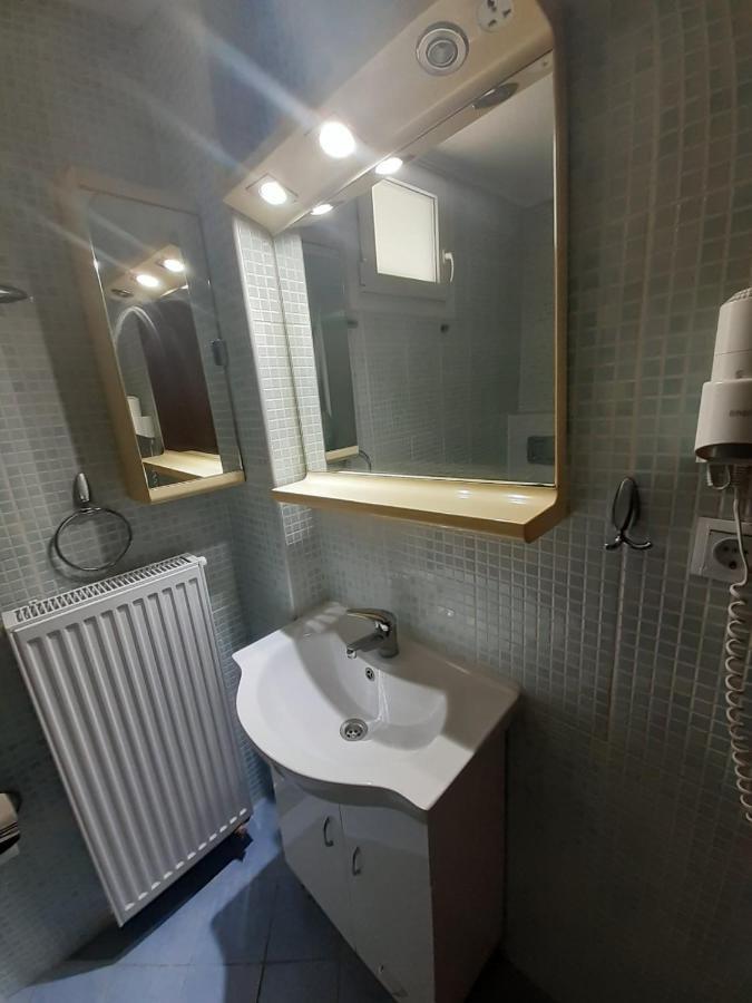 Balkan House Potos Bagian luar foto