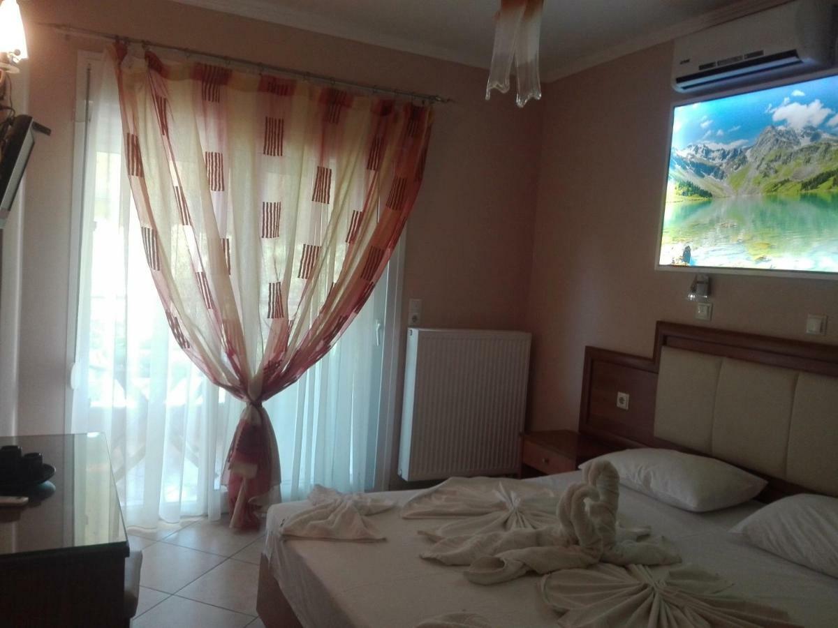 Balkan House Potos Bagian luar foto
